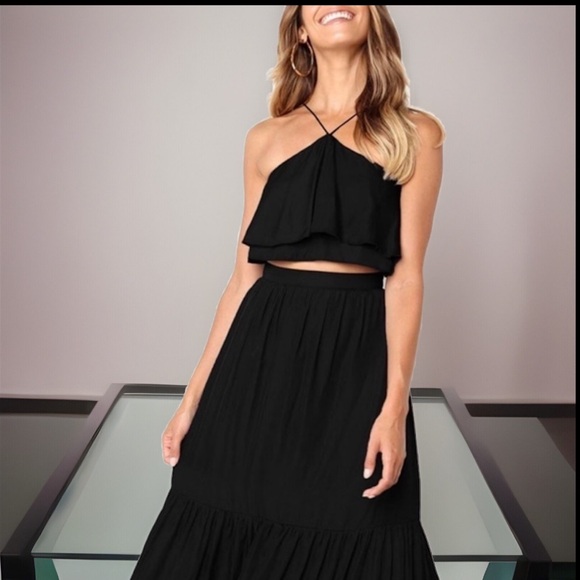 Vintage Style Skirt Set Green Frill Halter Neck Ruffle Design & Midi Maxi Skirt - Picture 11 of 16